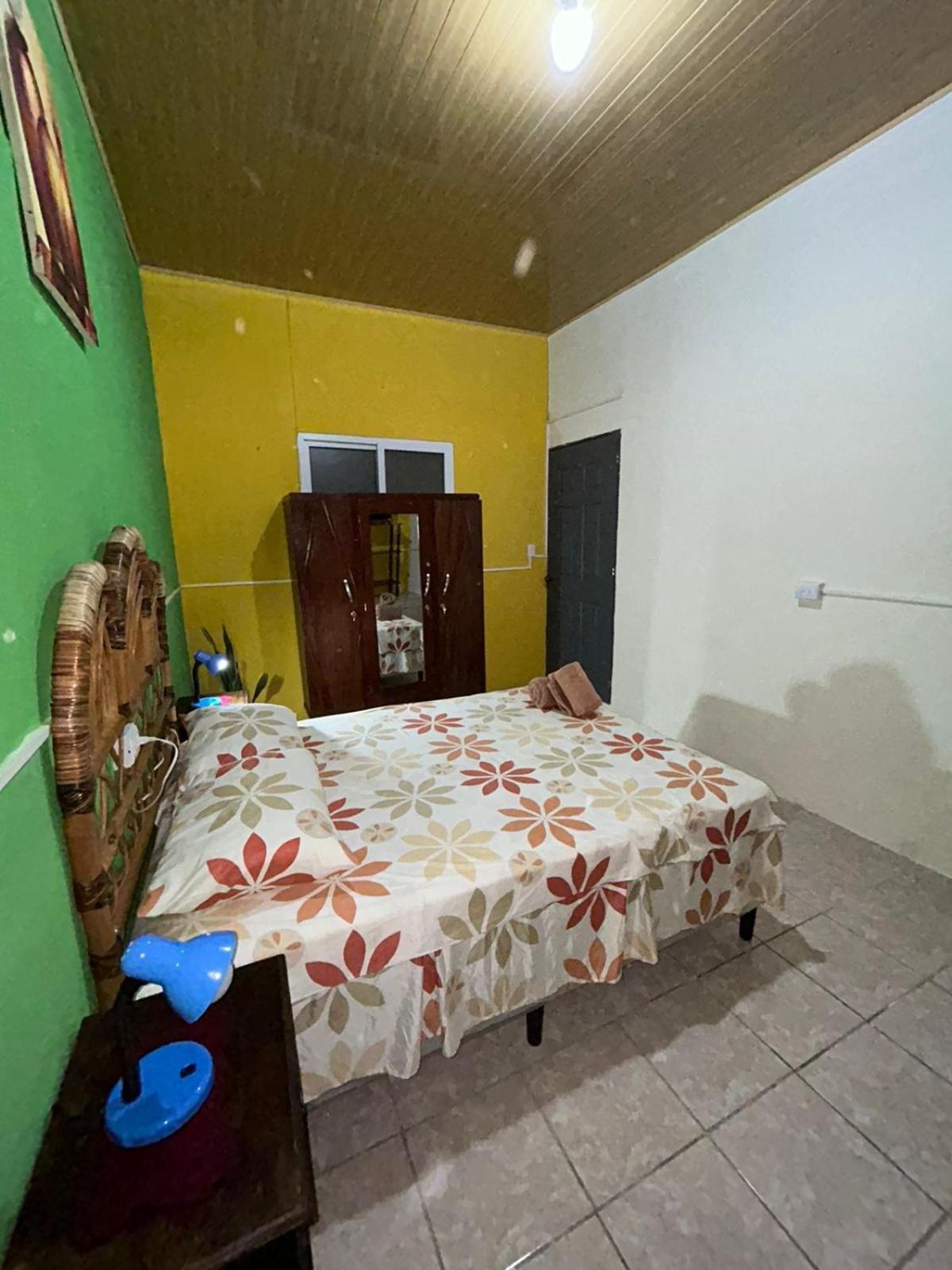 Casa Maya Itza Флорес Экстерьер фото