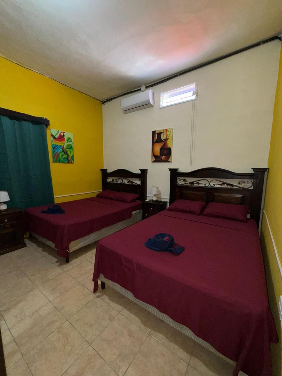 Casa Maya Itza Флорес Экстерьер фото