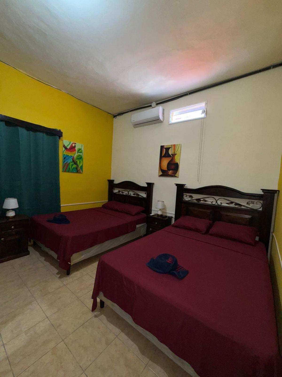 Casa Maya Itza Флорес Экстерьер фото