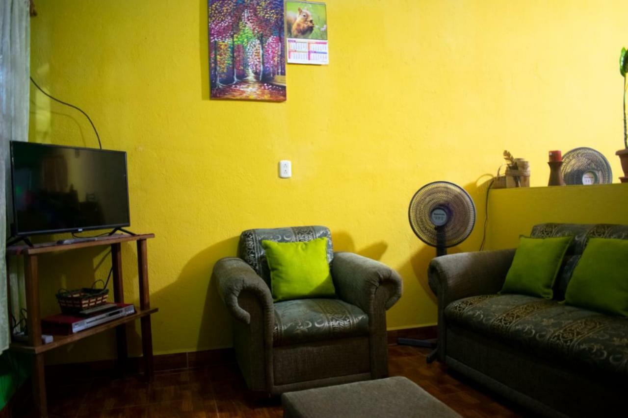 Casa Maya Itza Флорес Экстерьер фото